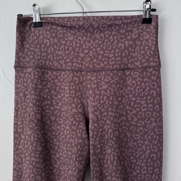 Offline by aerie leopard print leggings Size Large - Picture 2 of 7